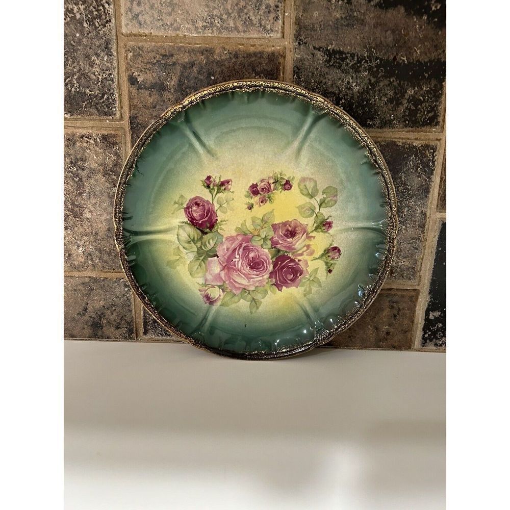 Franz Anton Mehlem Bonn Detailed Green Plate Pink Flowers antique Plate.